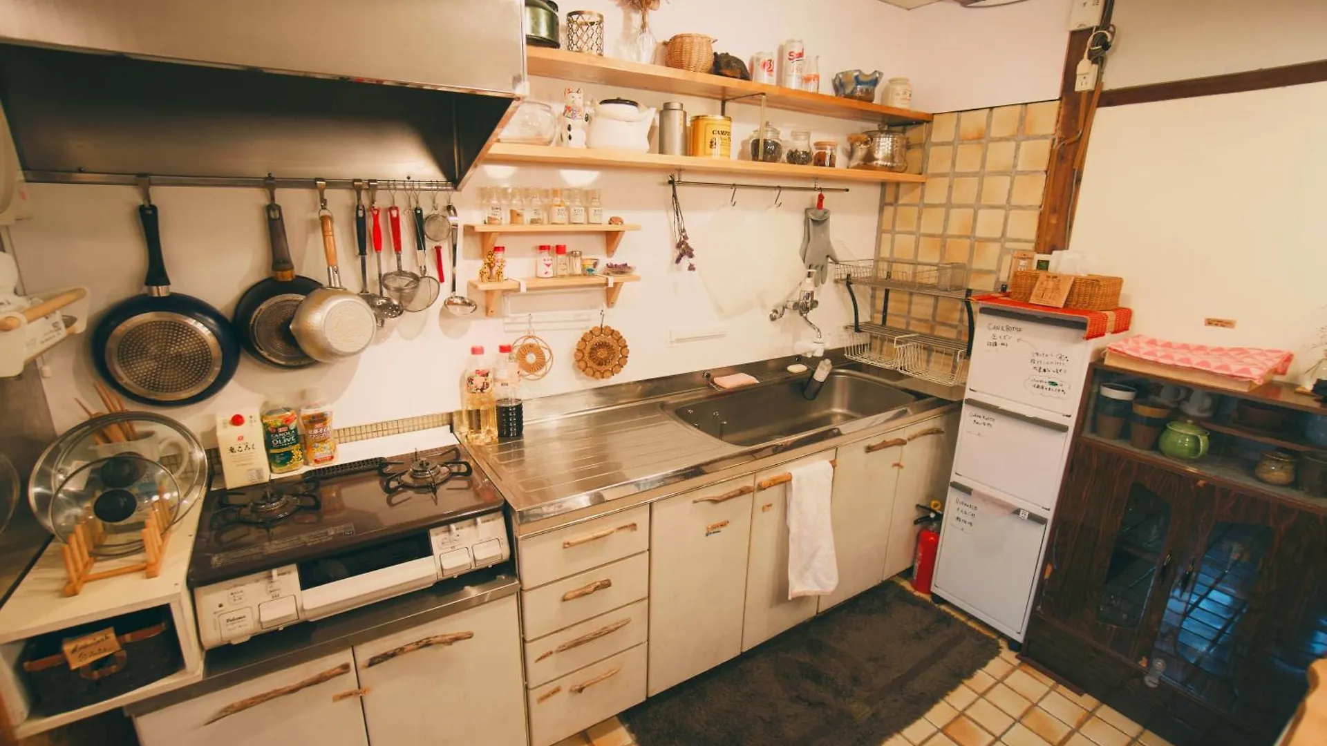 宿たぬきのねどこ Guesthouse Tanuki 常滑市 0*,  日本