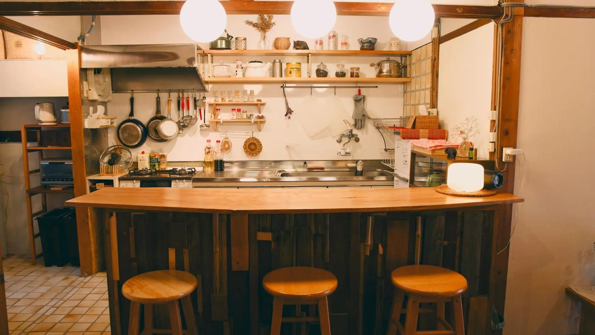 招待所 宿たぬきのねどこ Guesthouse Tanuki 常滑市